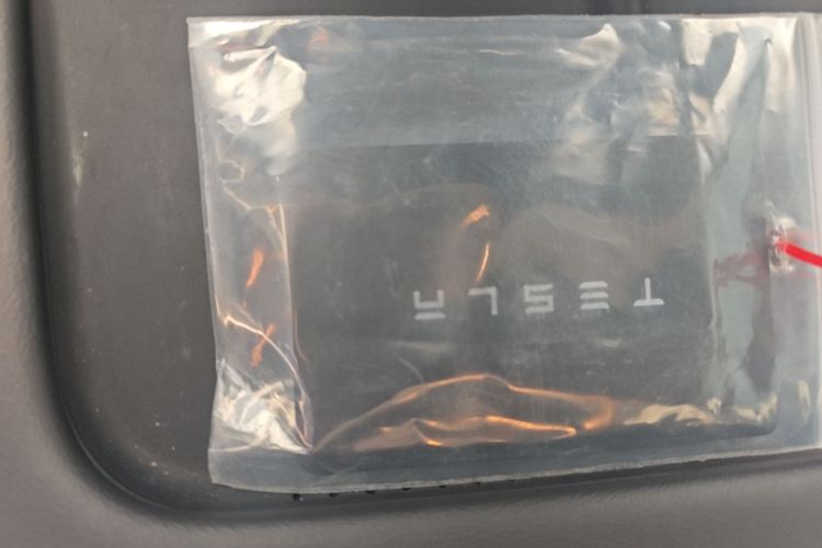 Tesla Model Y 2022 #9 Tesla Model Y 2022 car image #9