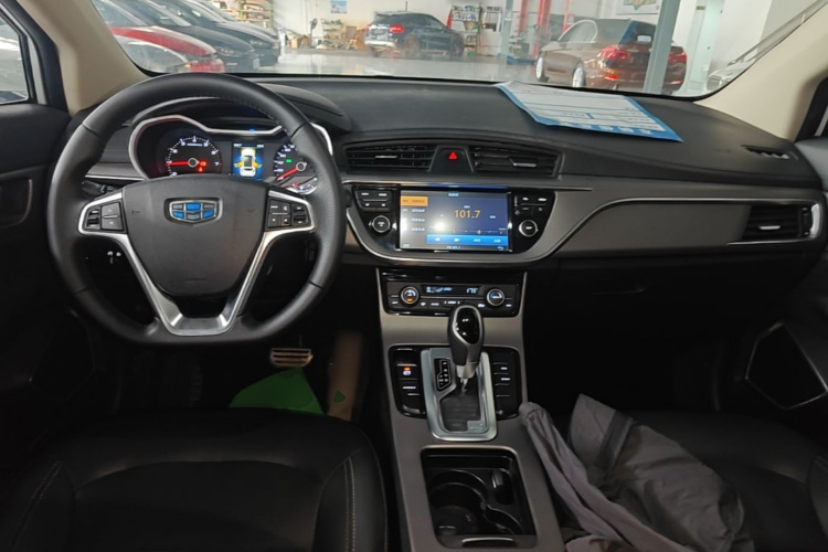 GEELY Emgrand GS 2017 #10 GEELY Emgrand GS 2017 car image #10