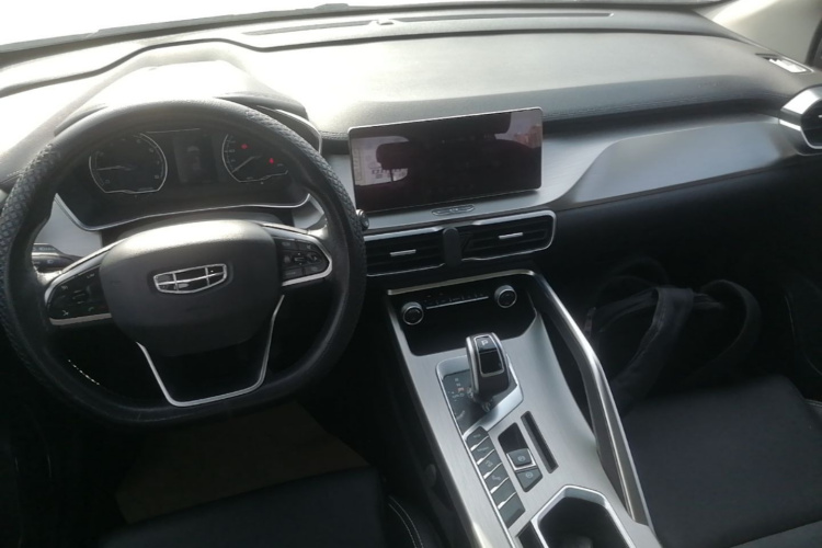 GEELY Coolray 2020 صورة سيارة #10