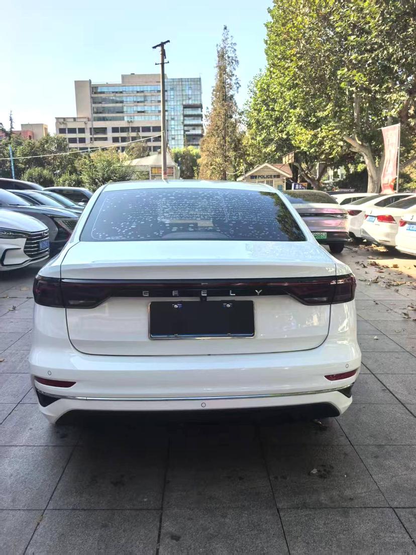 GEELY Emgrand 2022 #5 GEELY Emgrand 2022 car image #5