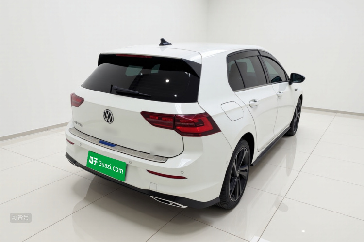 Volkswagen Golf 2021 car image #7