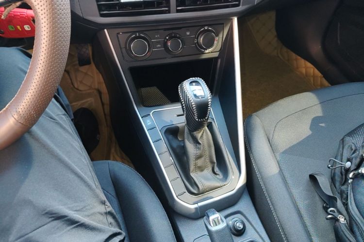 Volkswagen Polo 2020 car image #14