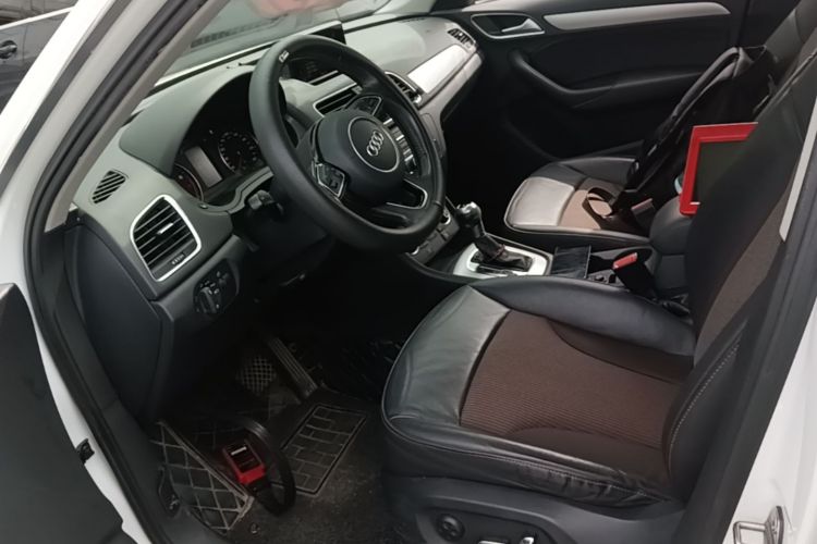 Audi Q3 2017 #15 Audi Q3 2017 car image #15