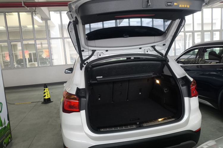 BMW X1 2017 #19 BMW X1 2017 immagine di auto #19
