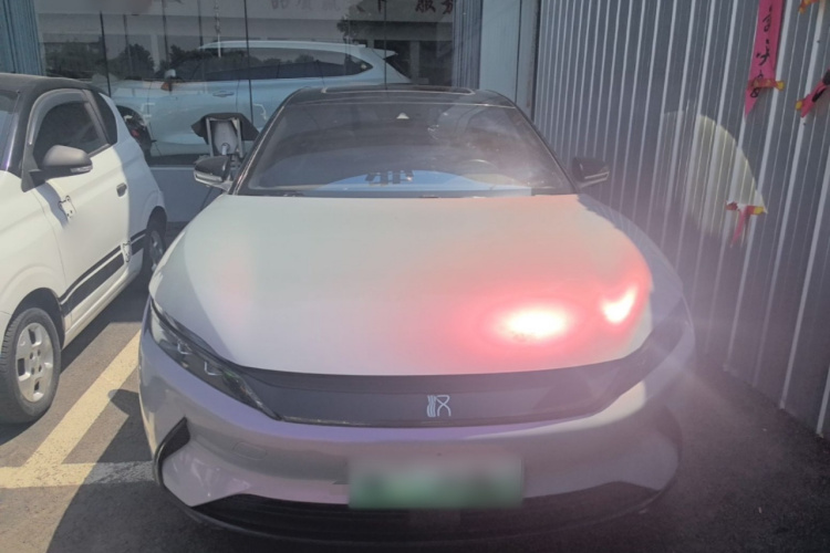 BYD Han 2021 car image #3