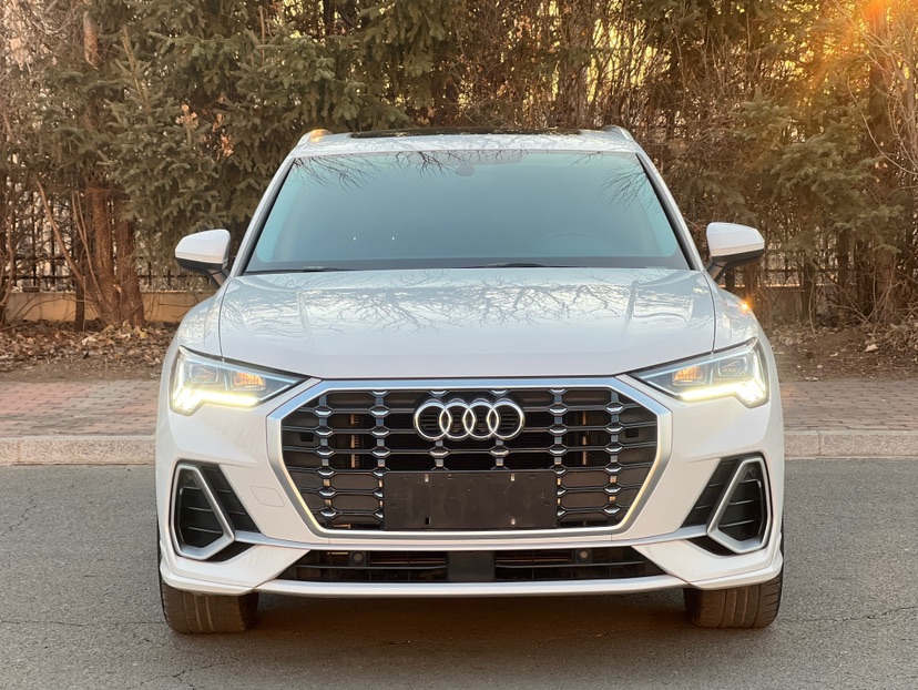 Audi Q3 2022 #2 Audi Q3 2022 car image #2