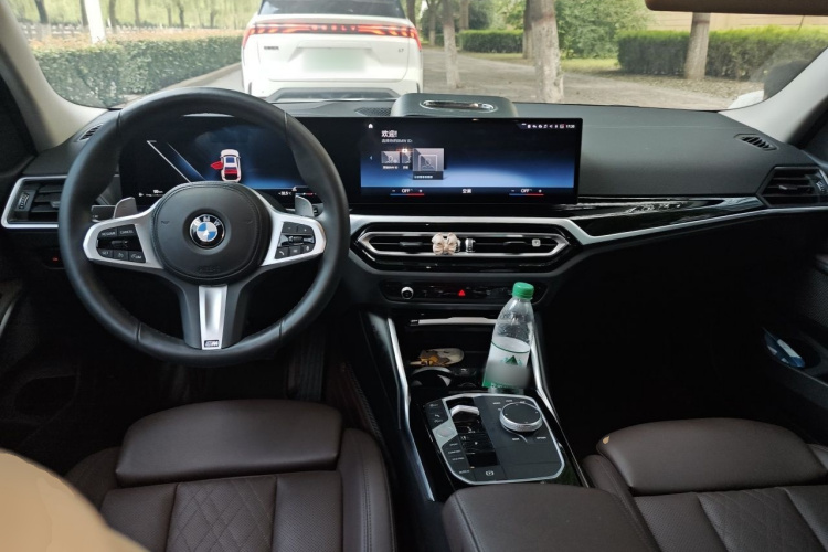 BMW 3 Series 2023 #7 BMW 3 Series 2023 car image #7