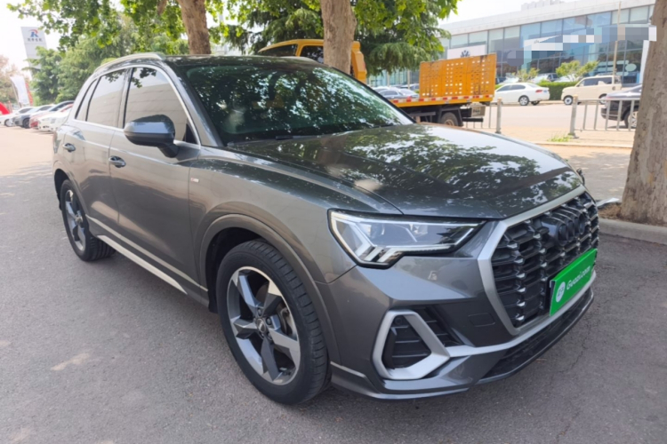 Audi Q3 2020 immagine di auto #4