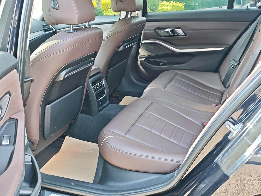 BMW 3 Series 2020 car image #22