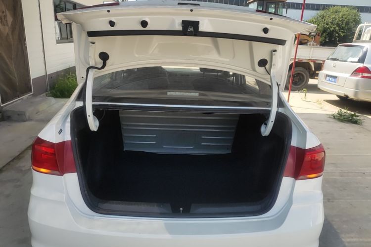 Volkswagen Santana 2021 car image #19