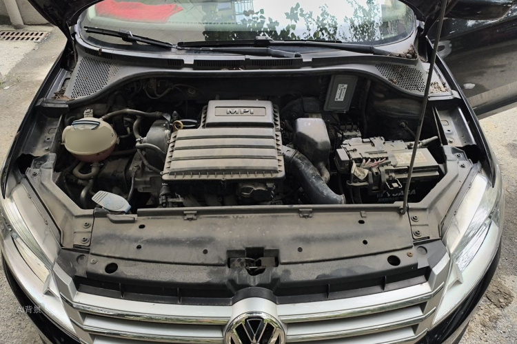 Volkswagen Santana 2016 car image #22