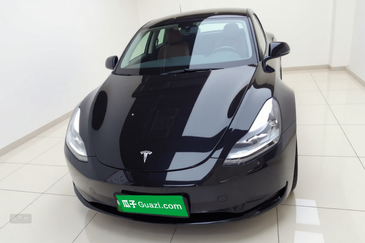 Tesla Model Y 2023 #3 Tesla Model Y 2023 car image #3