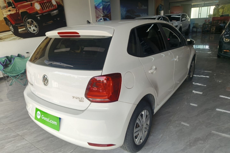 Volkswagen Polo 2019 car image #7