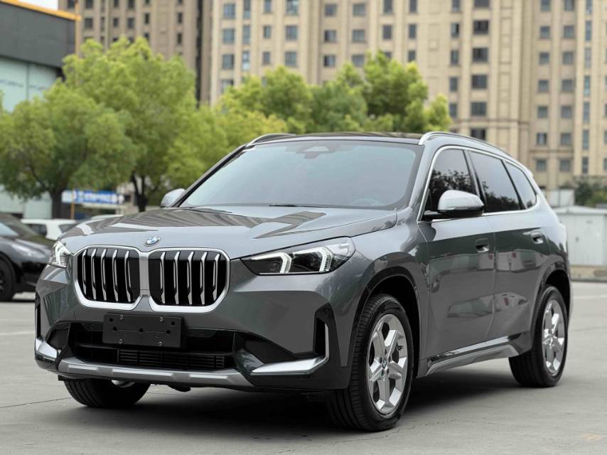 BMW X1 2024 BMW X1 2024 car image