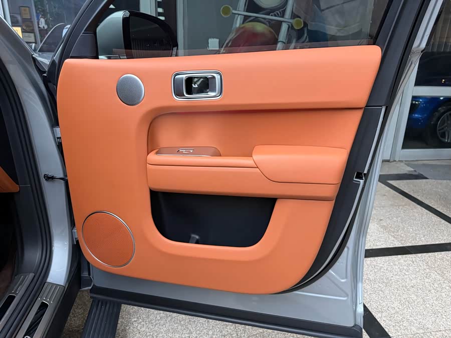 Li L9 2024 صورة سيارة #48