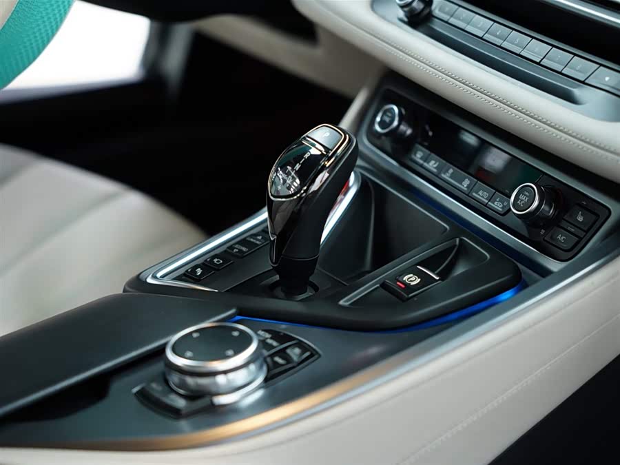 BMW i8 2016 صورة سيارة #48