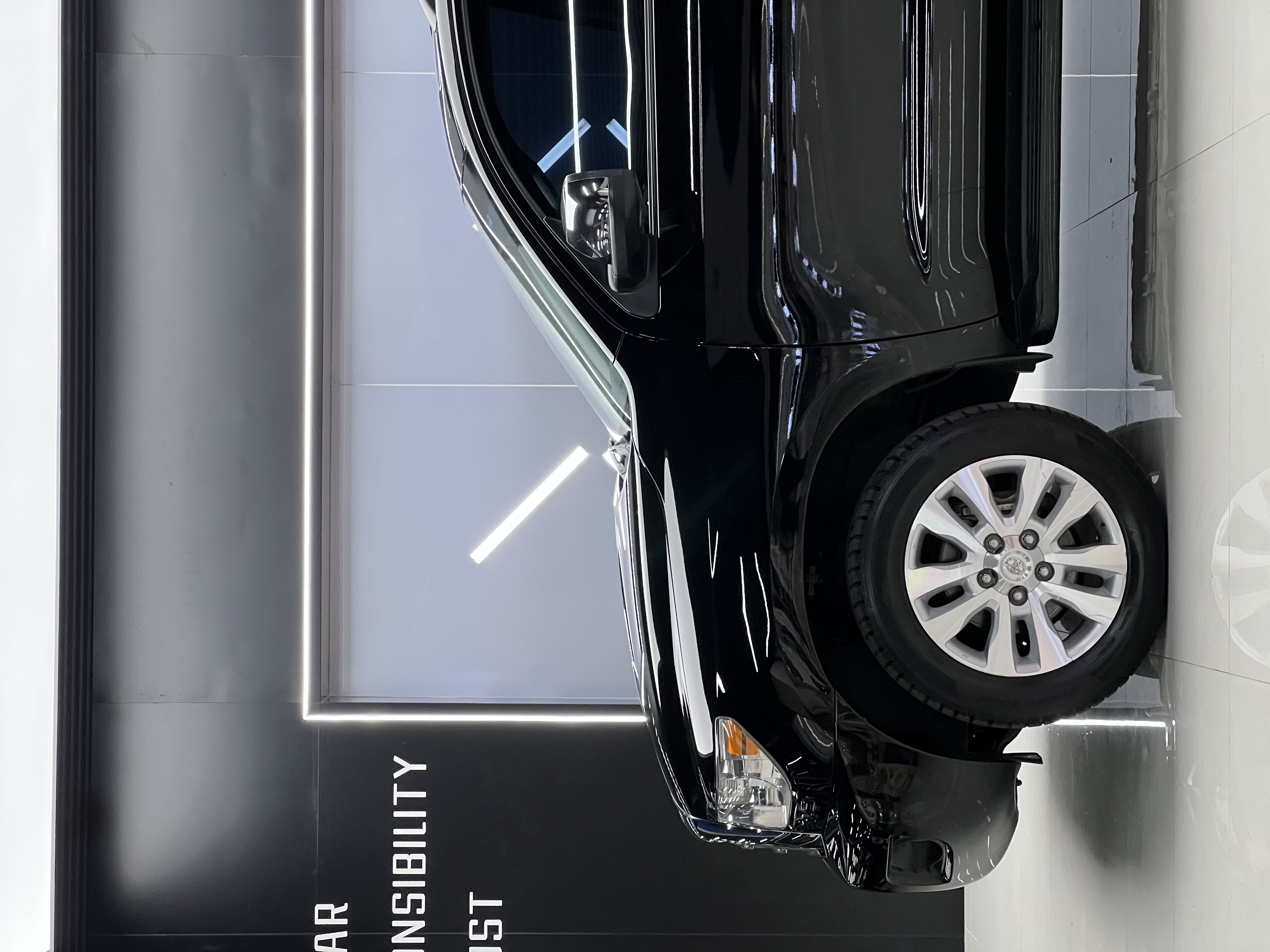 丰田 红杉 2011 汽车图片 #48