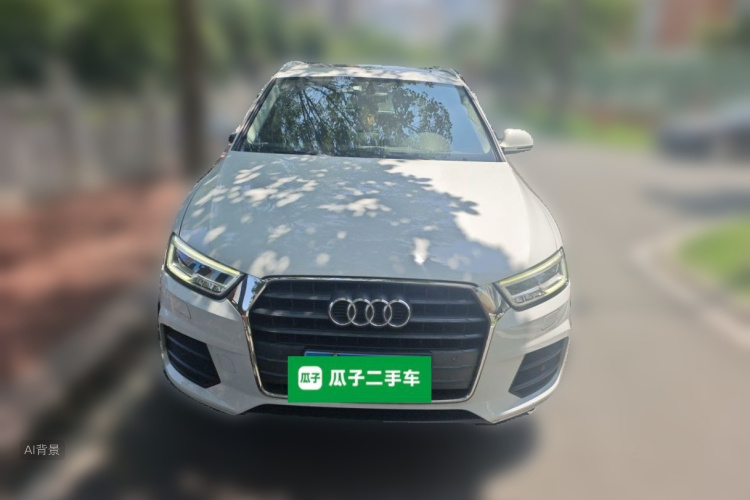 Audi Q3 2017 car image #3