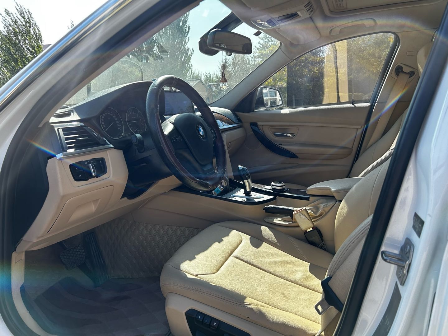BMW 3 Series 2013 car image #10