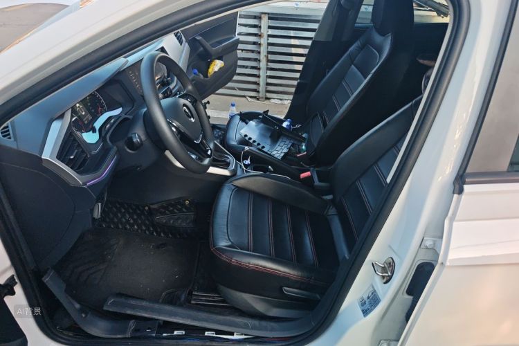 Volkswagen Polo 2022 car image #17