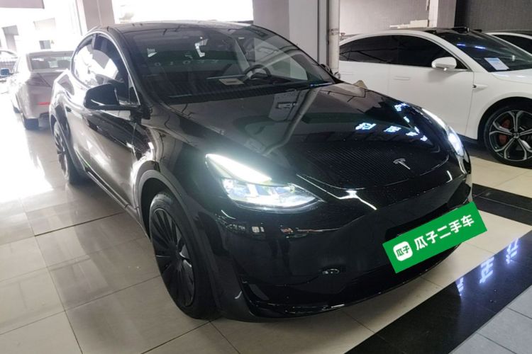 Tesla Model Y 2023 #6 Tesla Model Y 2023 immagine di auto #6