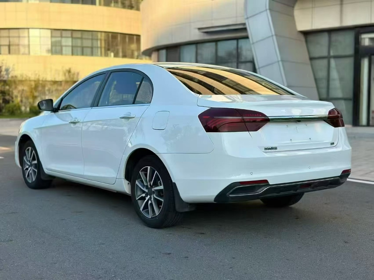 GEELY Emgrand 2020 #7 GEELY Emgrand 2020 car image #7