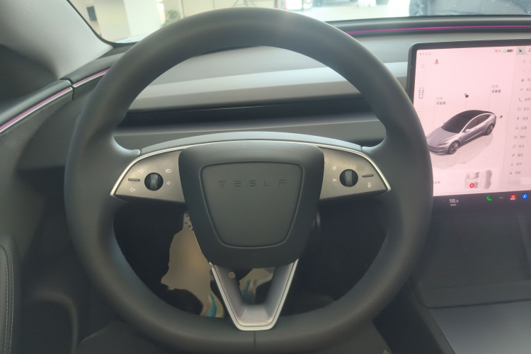 Tesla Model 3 2025 #11 Tesla Model 3 2025 car image #11