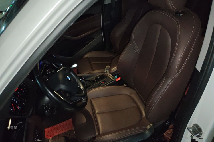 BMW X1 2020 car image #17