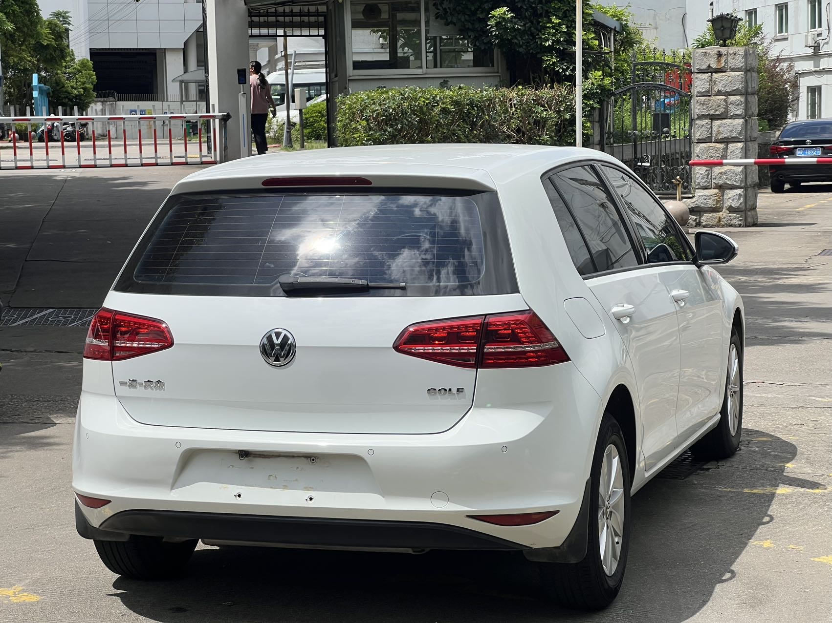 Volkswagen Golf 2017 #6 Volkswagen Golf 2017 car image #6