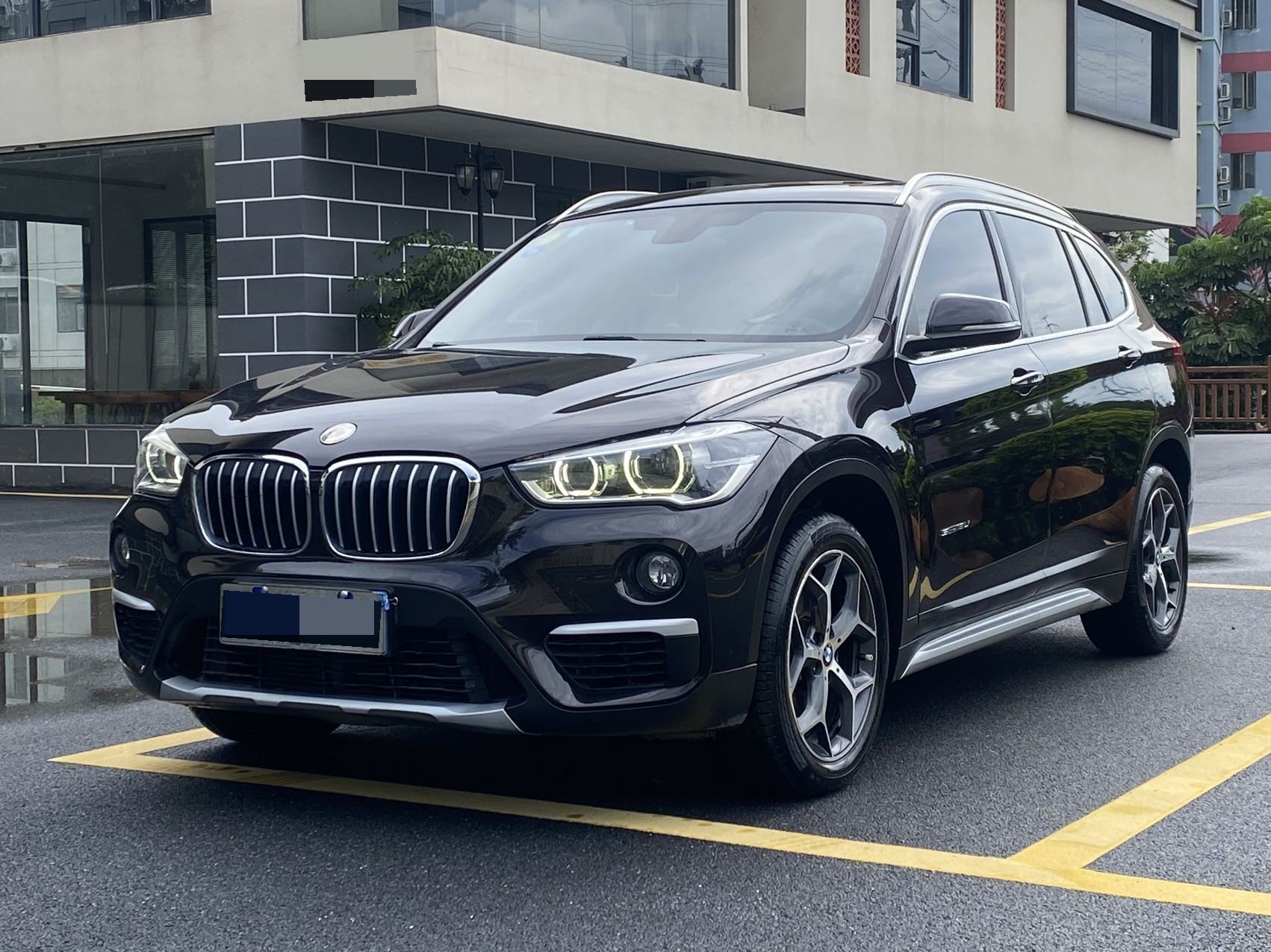 2017 2017 car image