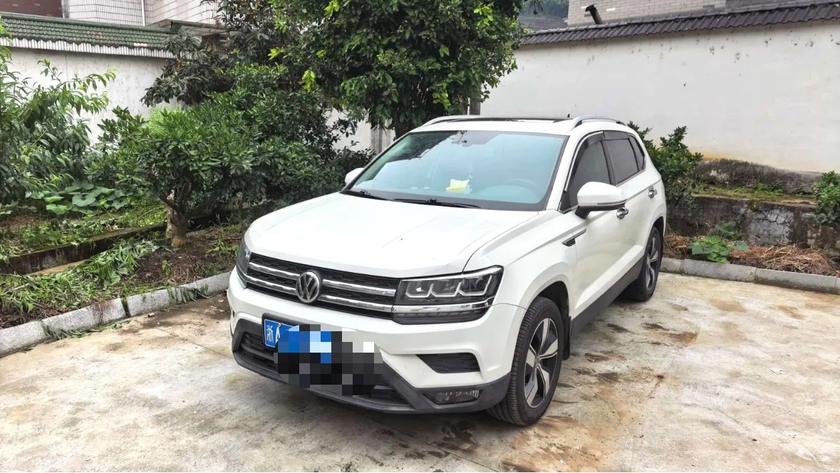 2021 immagine di auto 