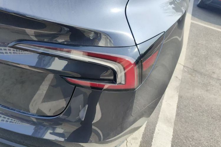 Tesla Model 3 2024 #8 Tesla Model 3 2024 car image #8