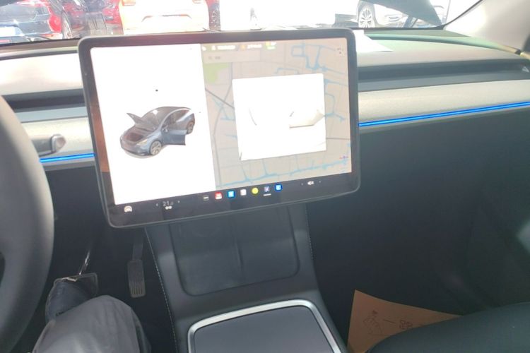 Tesla Model Y 2024 #13 Tesla Model Y 2024 immagine di auto #13