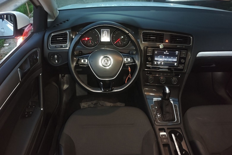 Volkswagen Golf 2018 #12 Volkswagen Golf 2018 car image #12