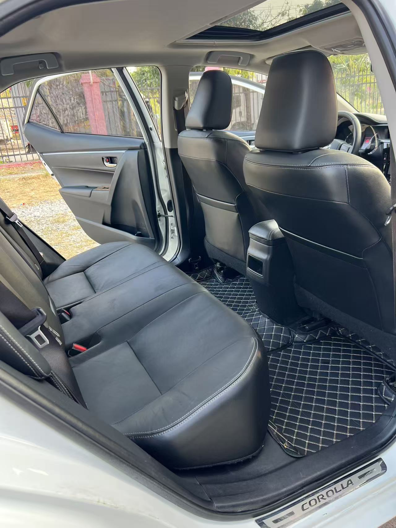 Toyota Corolla 2016 #10 Toyota Corolla 2016 car image #10