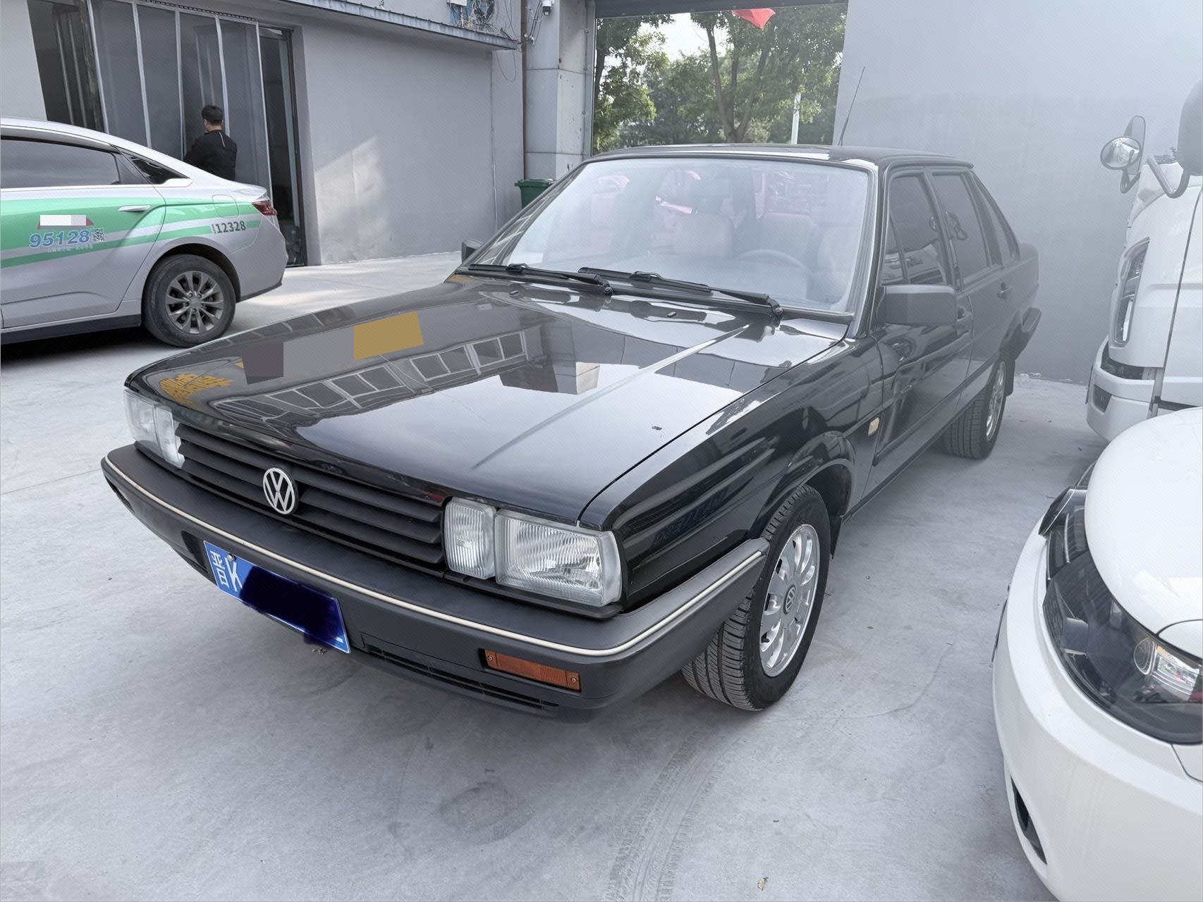 Volkswagen Santana Classic 2011 Volkswagen Santana Classic 2011 car image