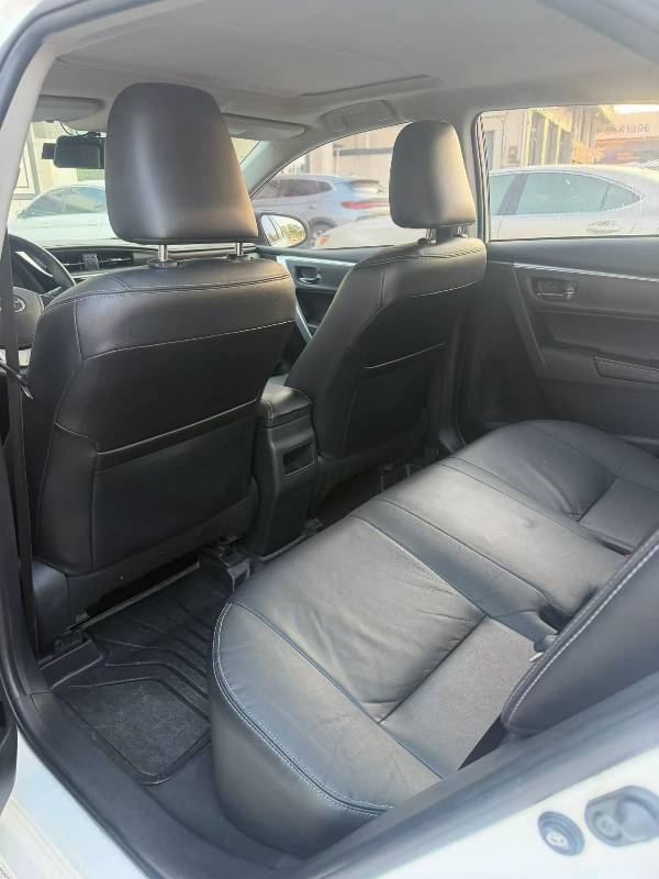Toyota Corolla 2018 car image #6