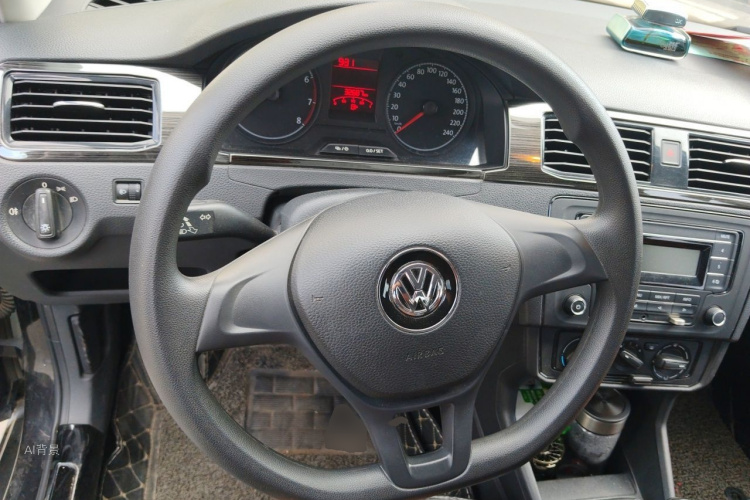 Volkswagen Santana 2017 car image #12