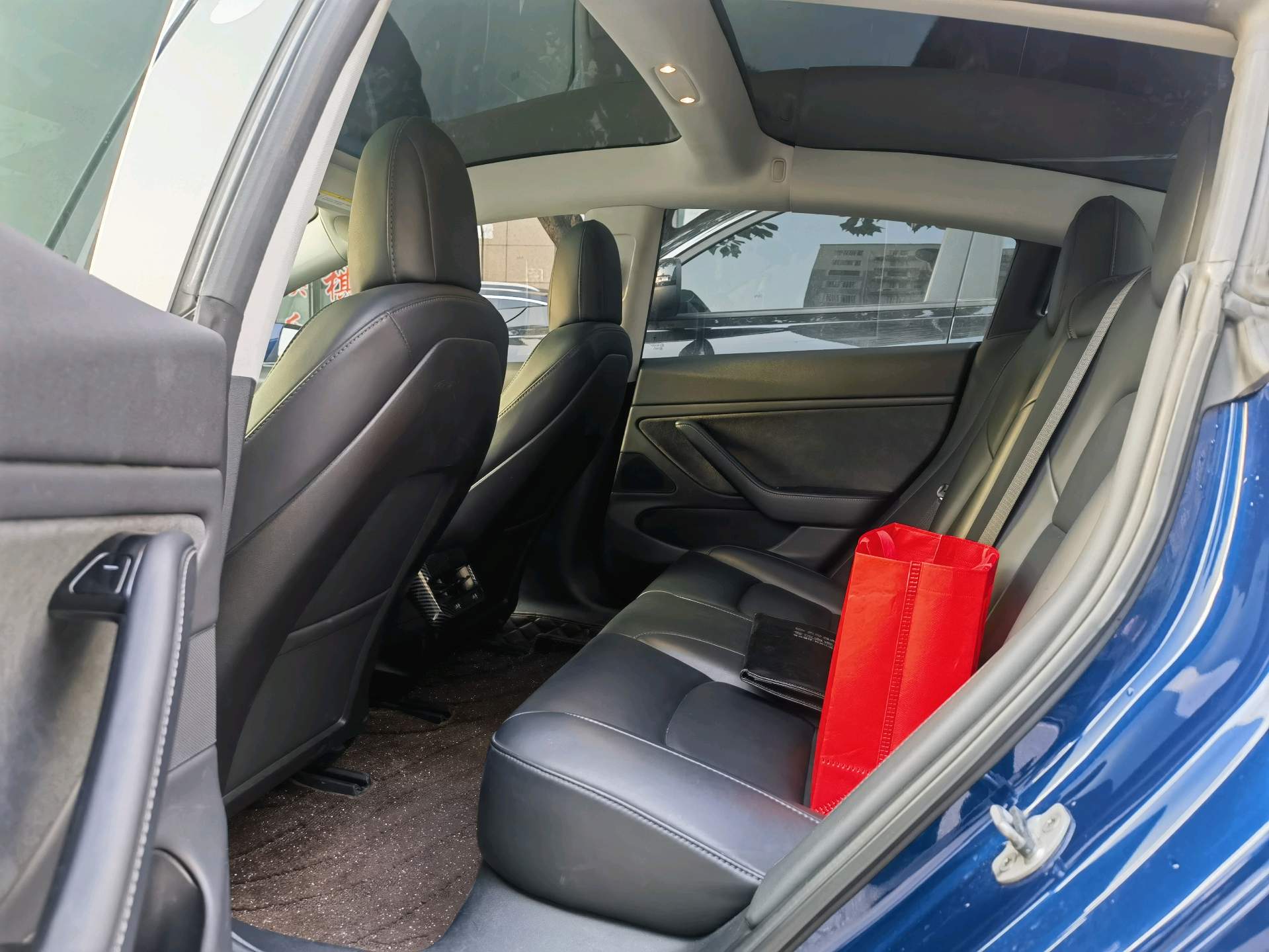 Tesla Model 3 (Imported) 2019 car image #9