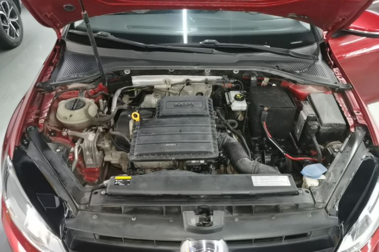Volkswagen Golf 2016 car image #20