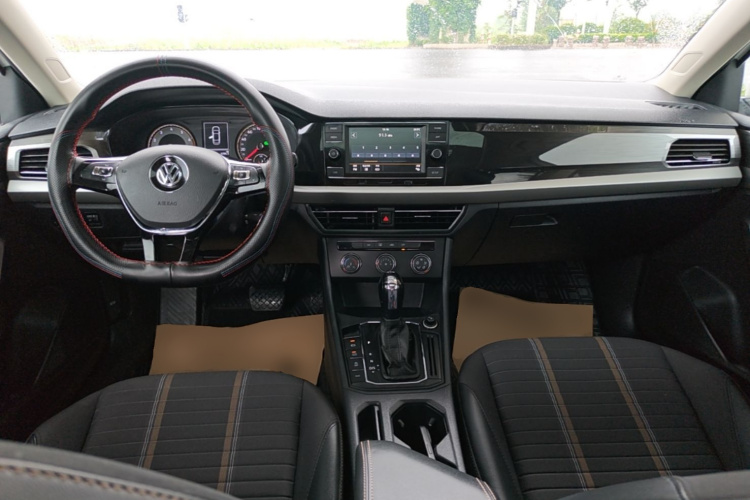 Volkswagen Lavida 2020 car image #10