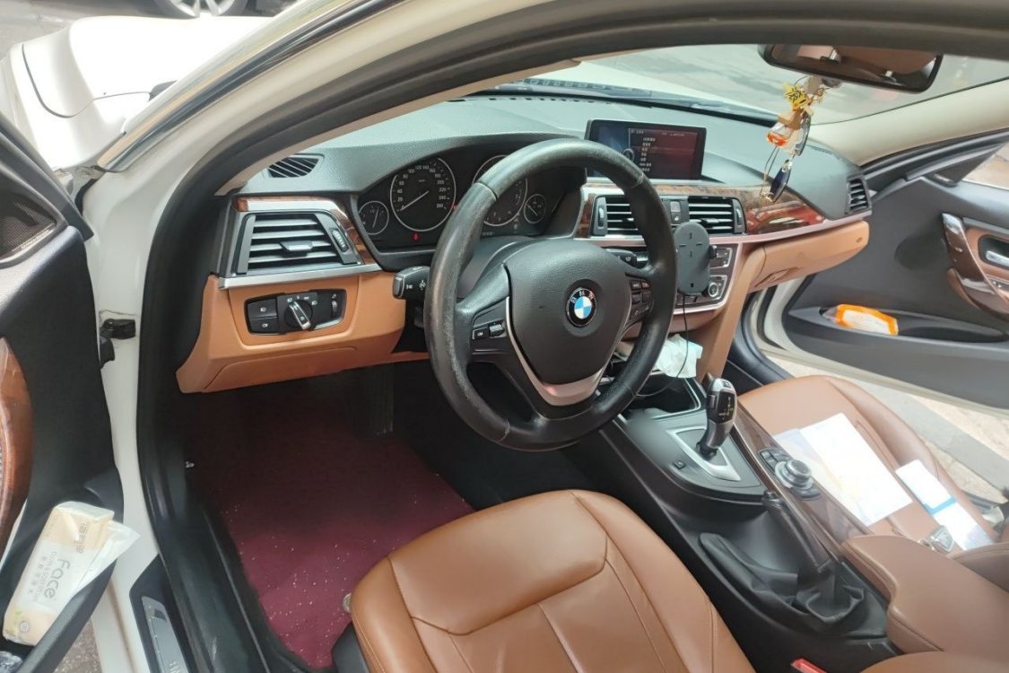 BMW 3 Series 2012 #21 BMW 3 Series 2012 car image #21