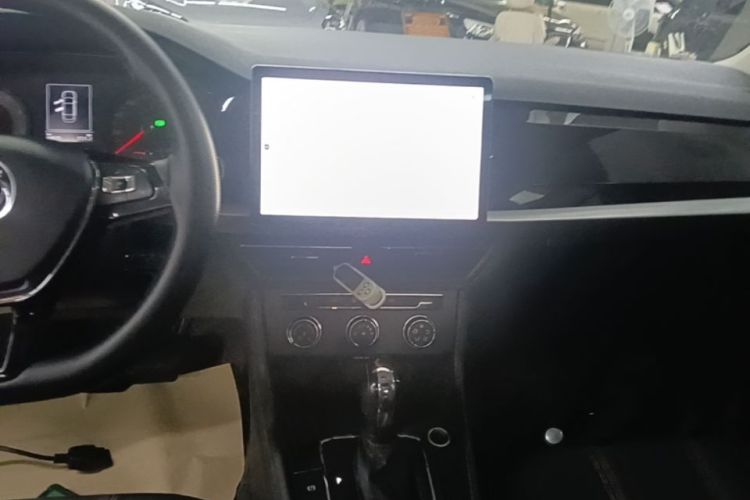 Volkswagen Lavida 2021 car image #13