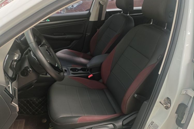 Volkswagen Bora 2022 immagine di auto #15