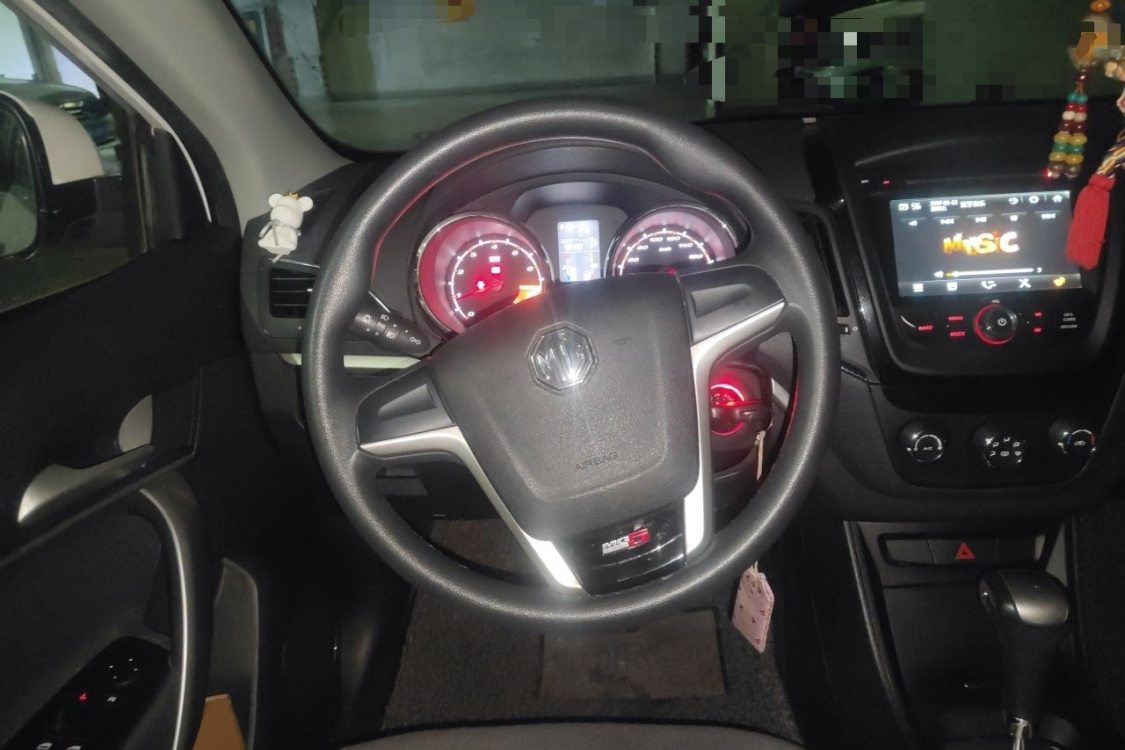 MG 5 2014 car image #22