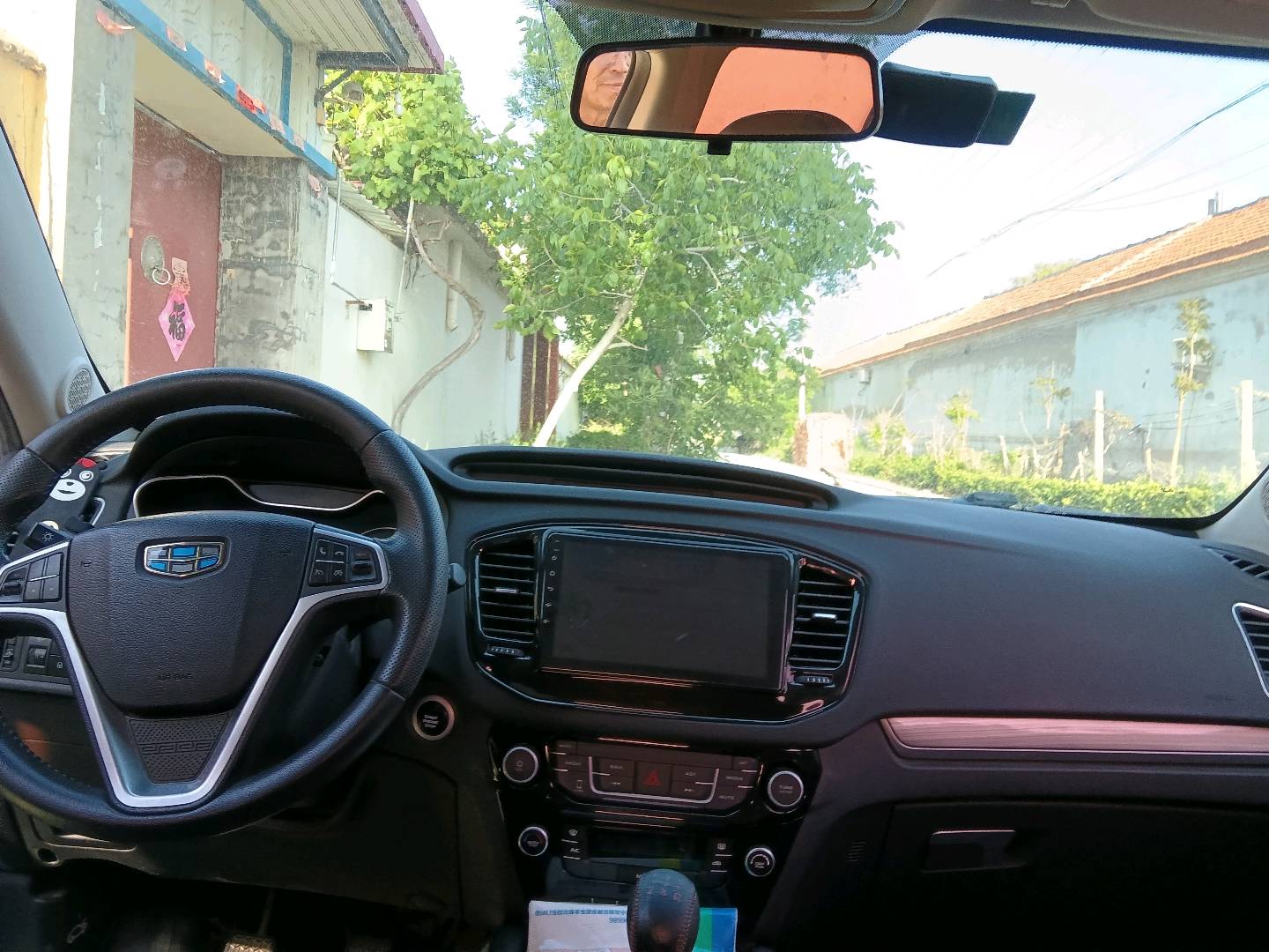 GEELY Vision X6 2018 car image #3