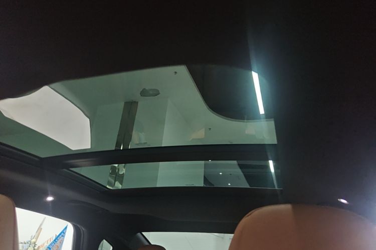 BYD Han 2022 car image #18