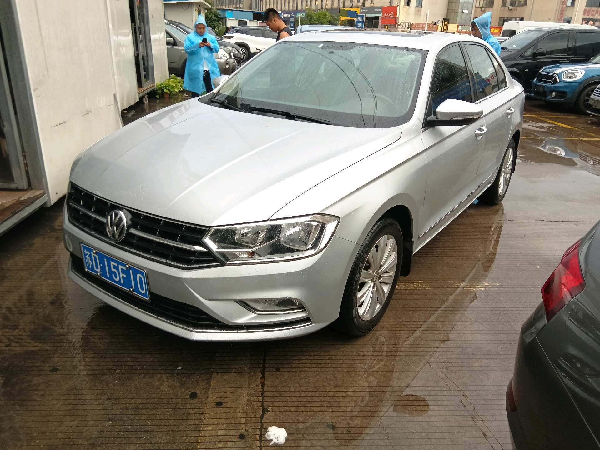 Volkswagen Bora 2016 car image 