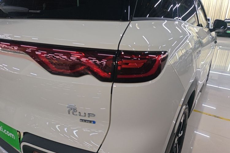 BYD YuanUP 2025 #8 BYD YuanUP 2025 car image #8