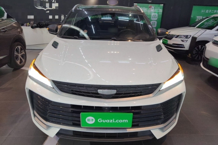 GEELY Coolray 2025 صورة سيارة #3